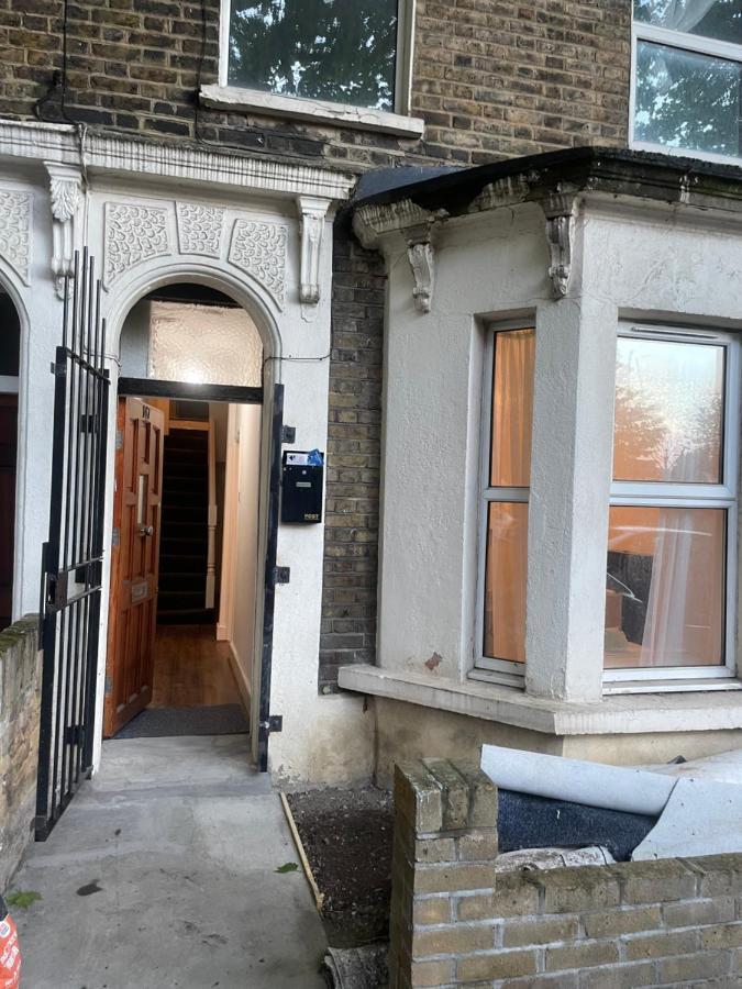 147 Knapp Road House Londra Dış mekan fotoğraf